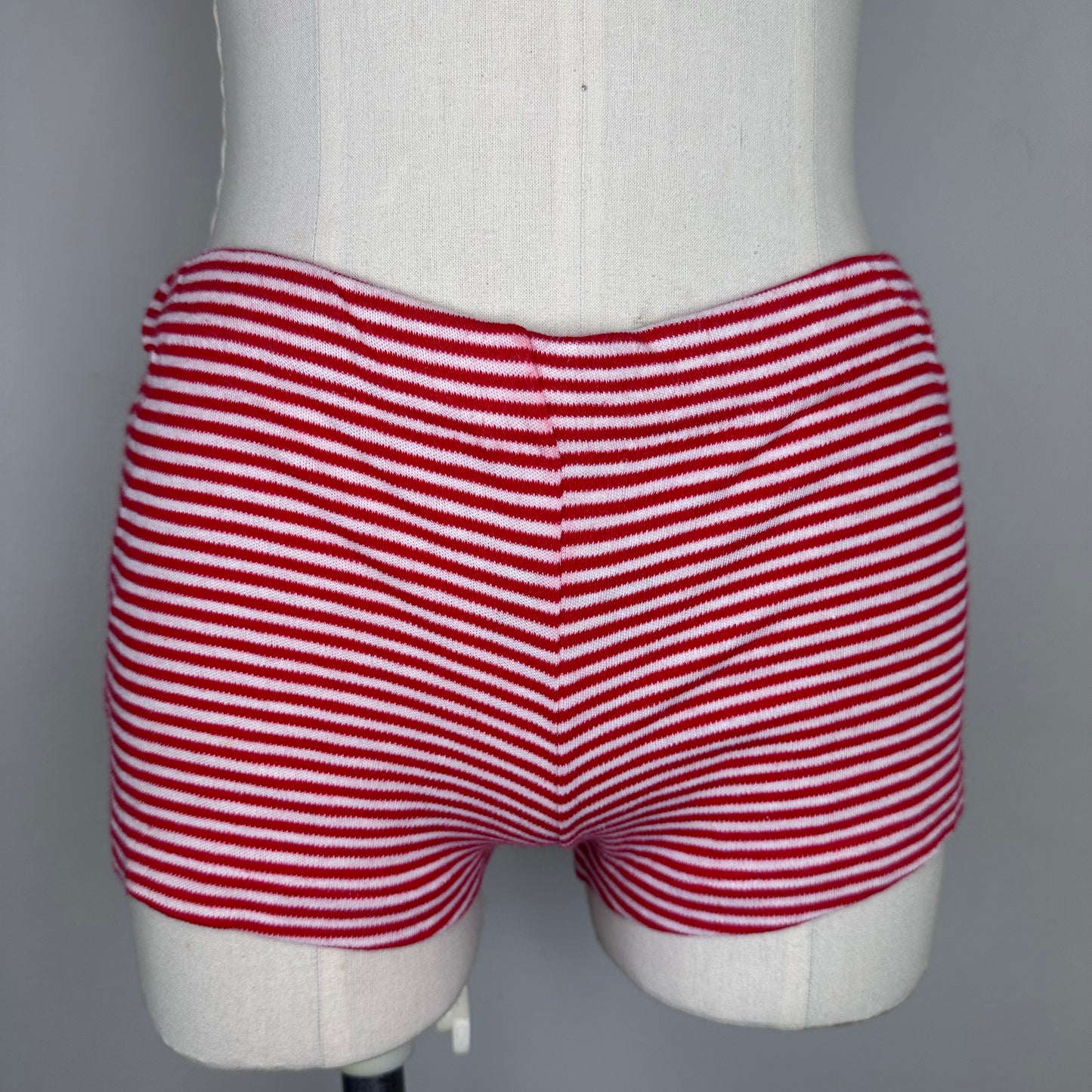 1970s Red Nautical Knit Set, Top and Shorts, Size Small