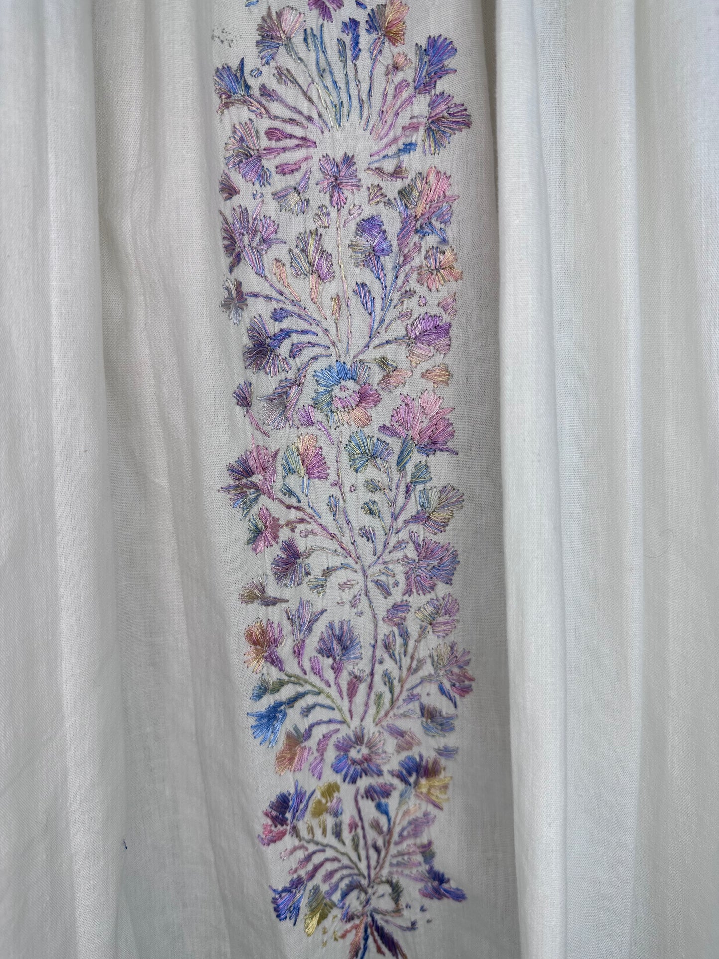 Vintage Mexican Oaxacan Pastel Embroidery Dress, Size Medium, Travel Souvenir