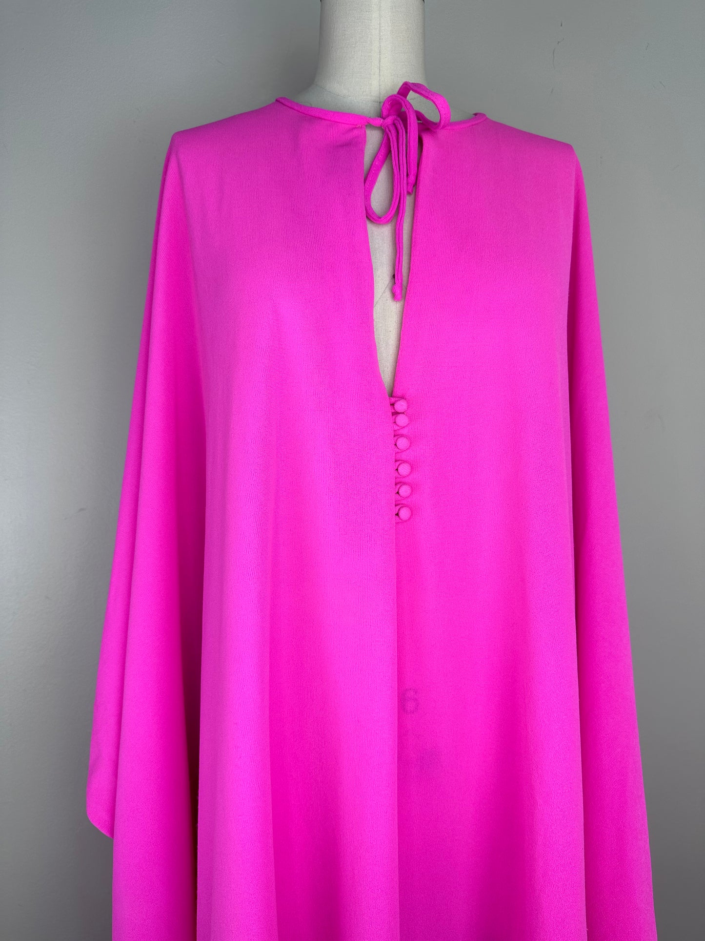 1970s Neon Pink Caftan, Miss Elaine, One Size