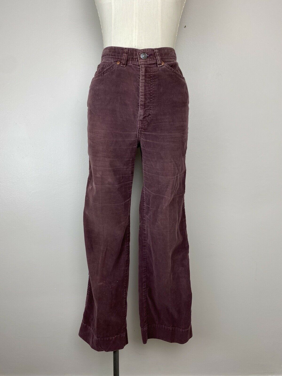 1970s Women’s Levi’s Corduroy Pants, 25"x27", Wine/Burgundy Cords, High Waisted Jeans