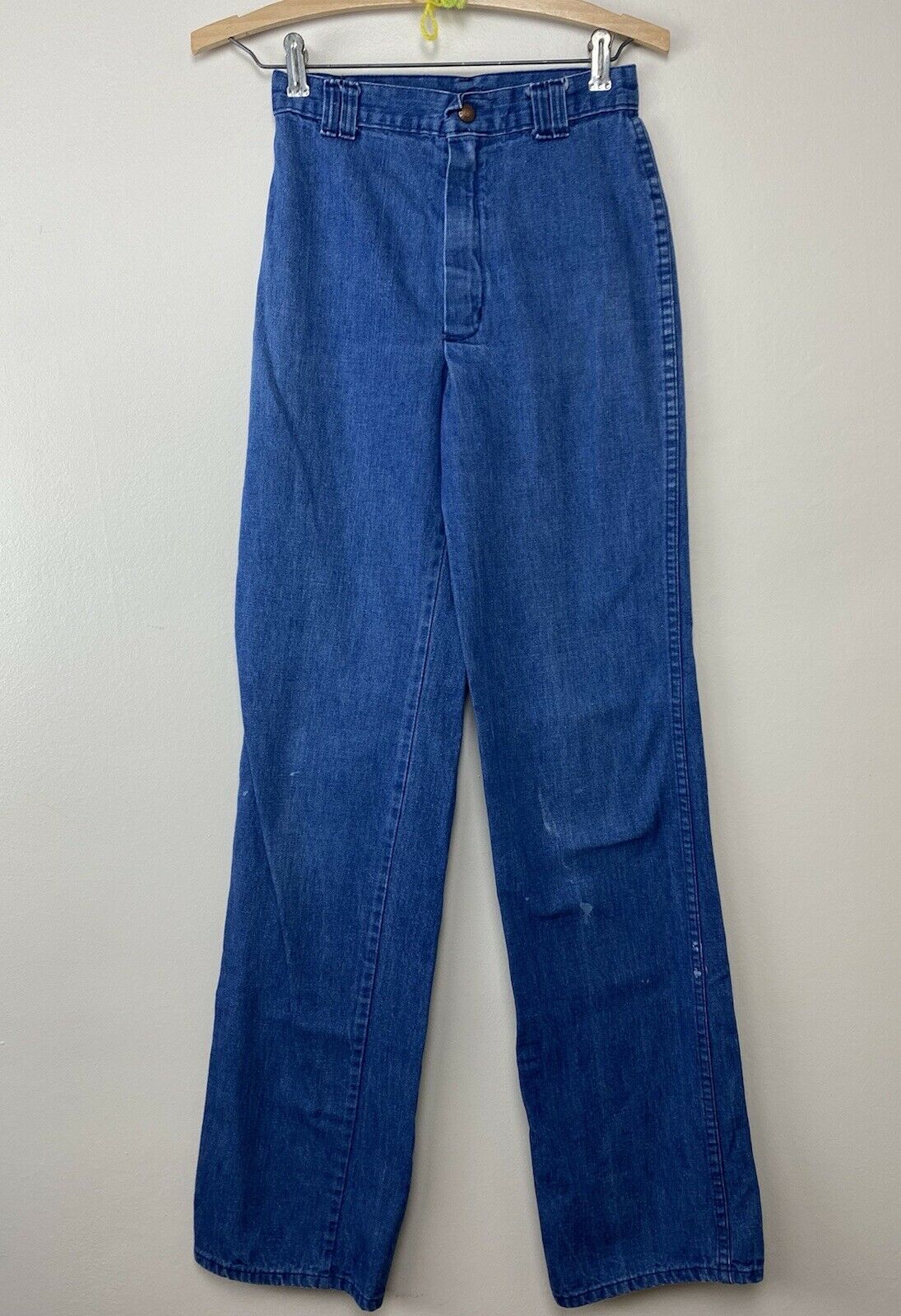 1970s/80s Stuffed Jeans, 23.5" x 33", Embroidered Pockets, High Waisted, Straight Leg