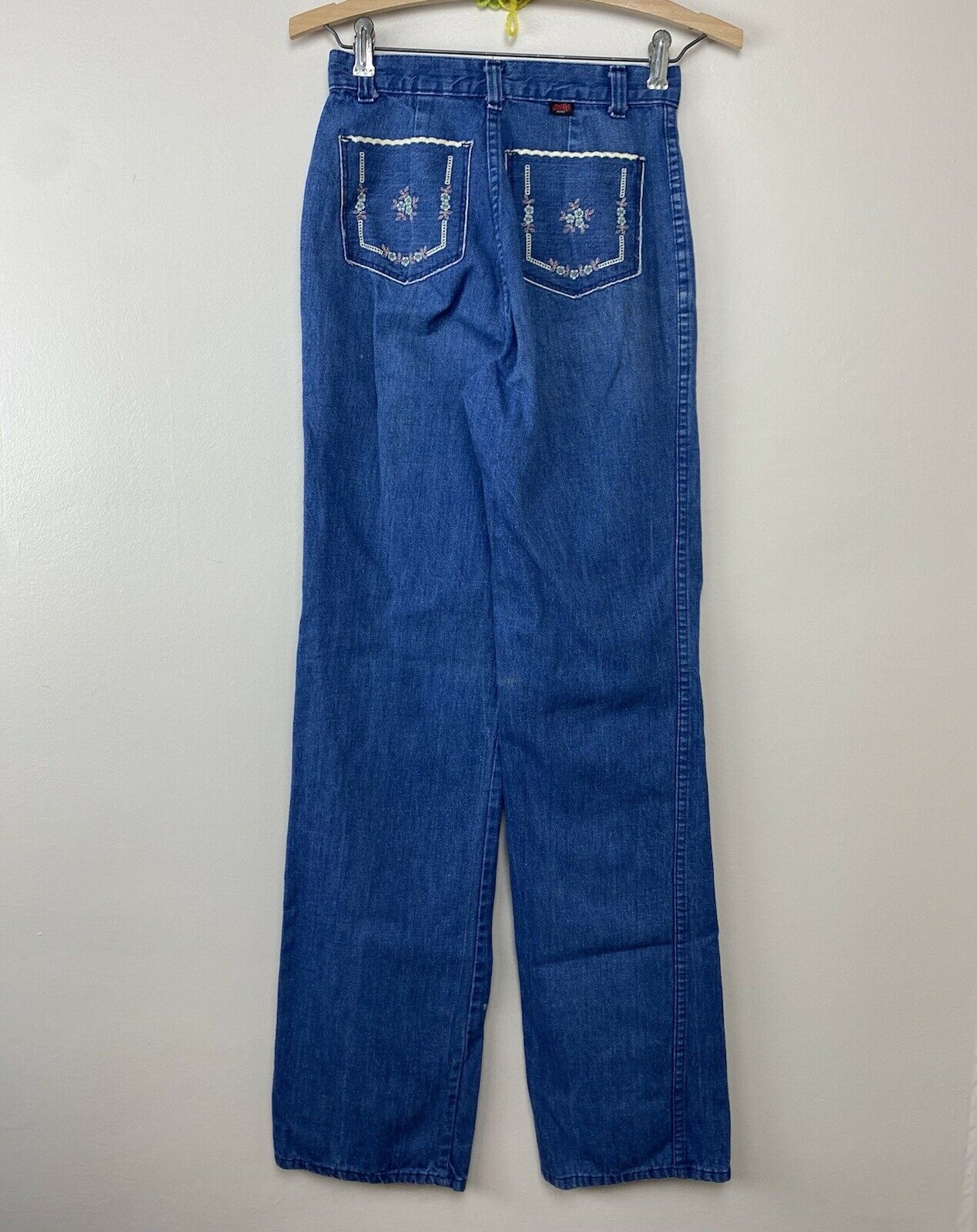 1970s/80s Stuffed Jeans, 23.5" x 33", Embroidered Pockets, High Waisted, Straight Leg