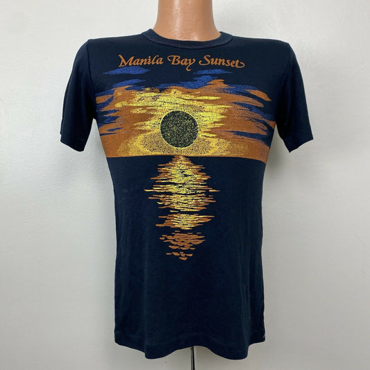 1970s Manila Bay Wrap Around Print T-Shirt, Size Small, Philippines Souvenir, Sun Lover