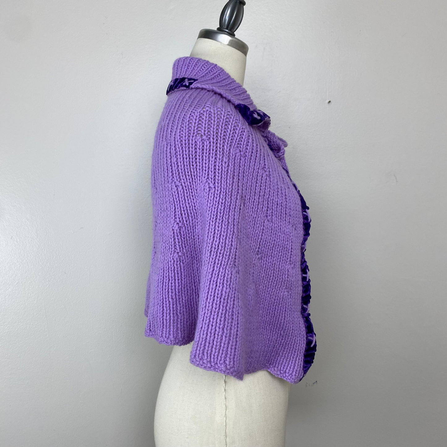 1930s/40s Knitted Purple Cape, Collared with Tie