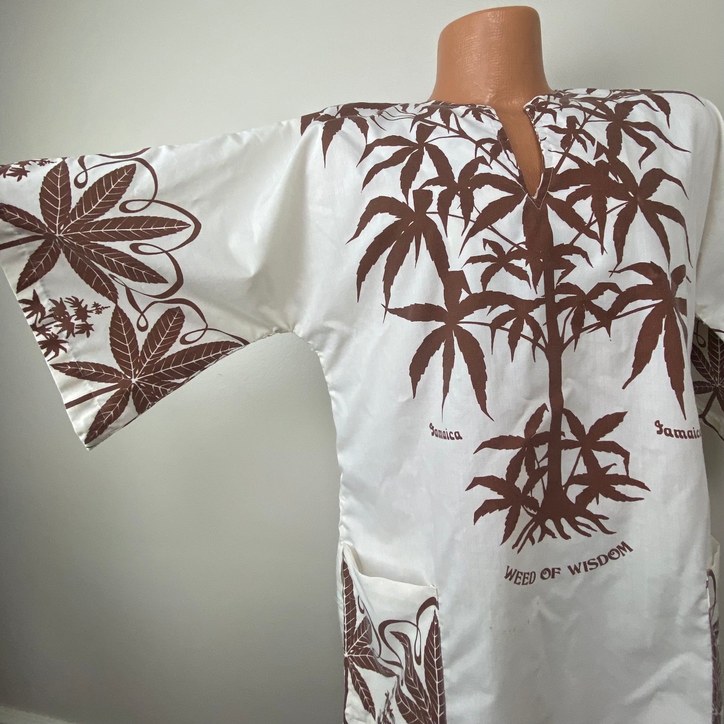 1980s Jamaica Souvenir Shirt, Sun Island Size Medium, Weed of Wisdom, Marijuana Hippy Tunic