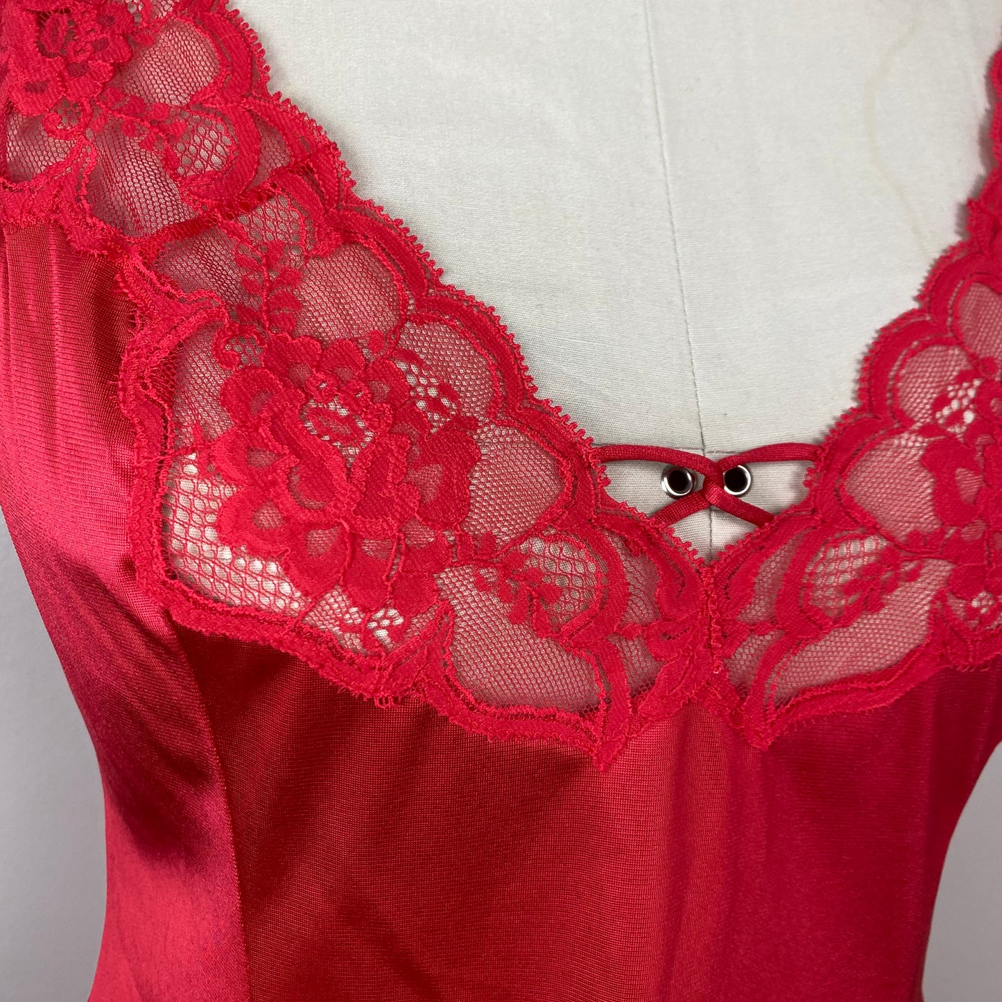 1970s Red Vanity Fair Camisole and Half Slip, Size Medium, Nylon