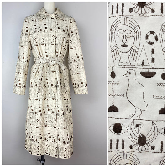 1970s Ancient Egyptian Inspired Embroidered Coat, Billina Sport by Marlene Middlemiss, Size Small