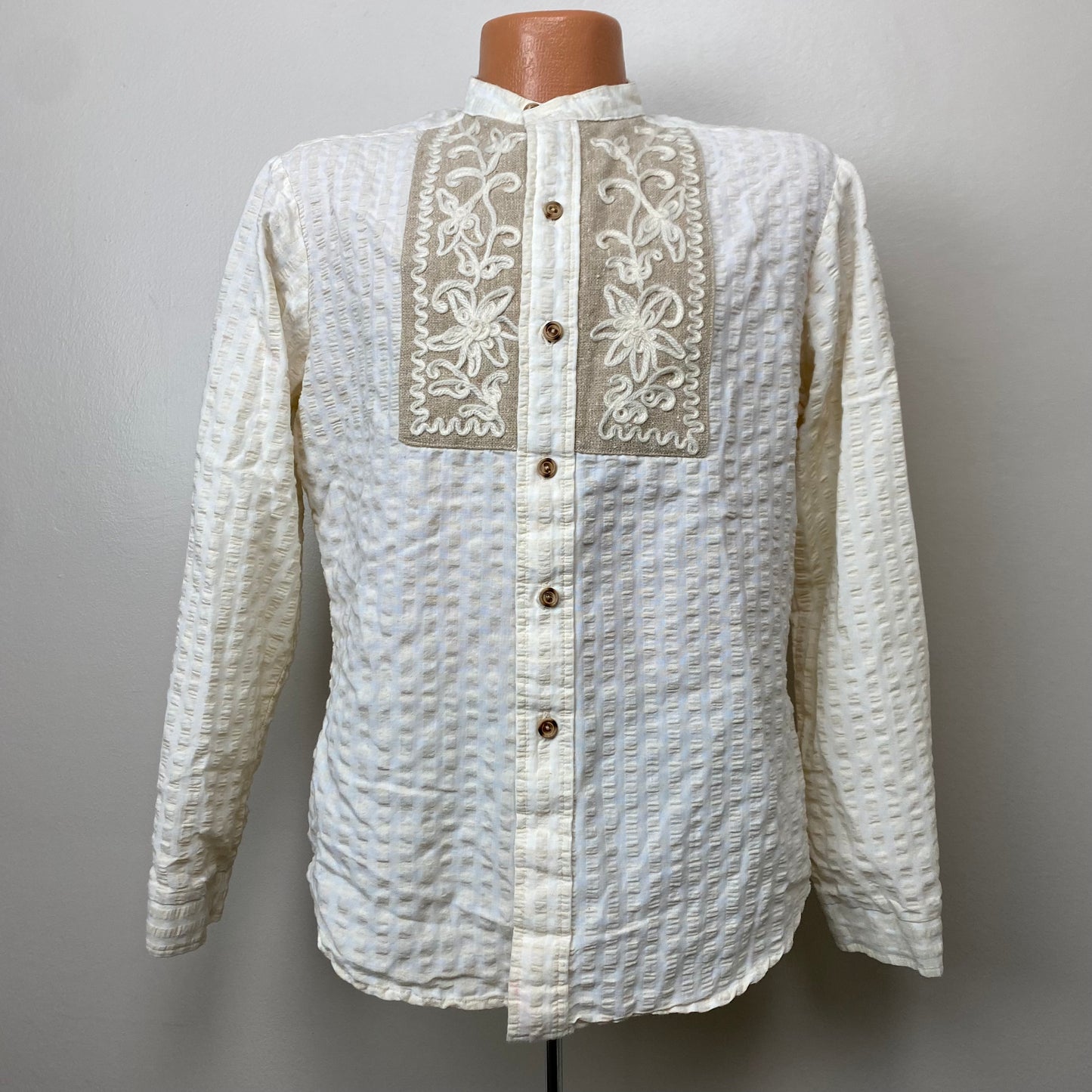 1970s Kennington Men's Seersucker Shirt, Size Large, Cream Boho Hippie