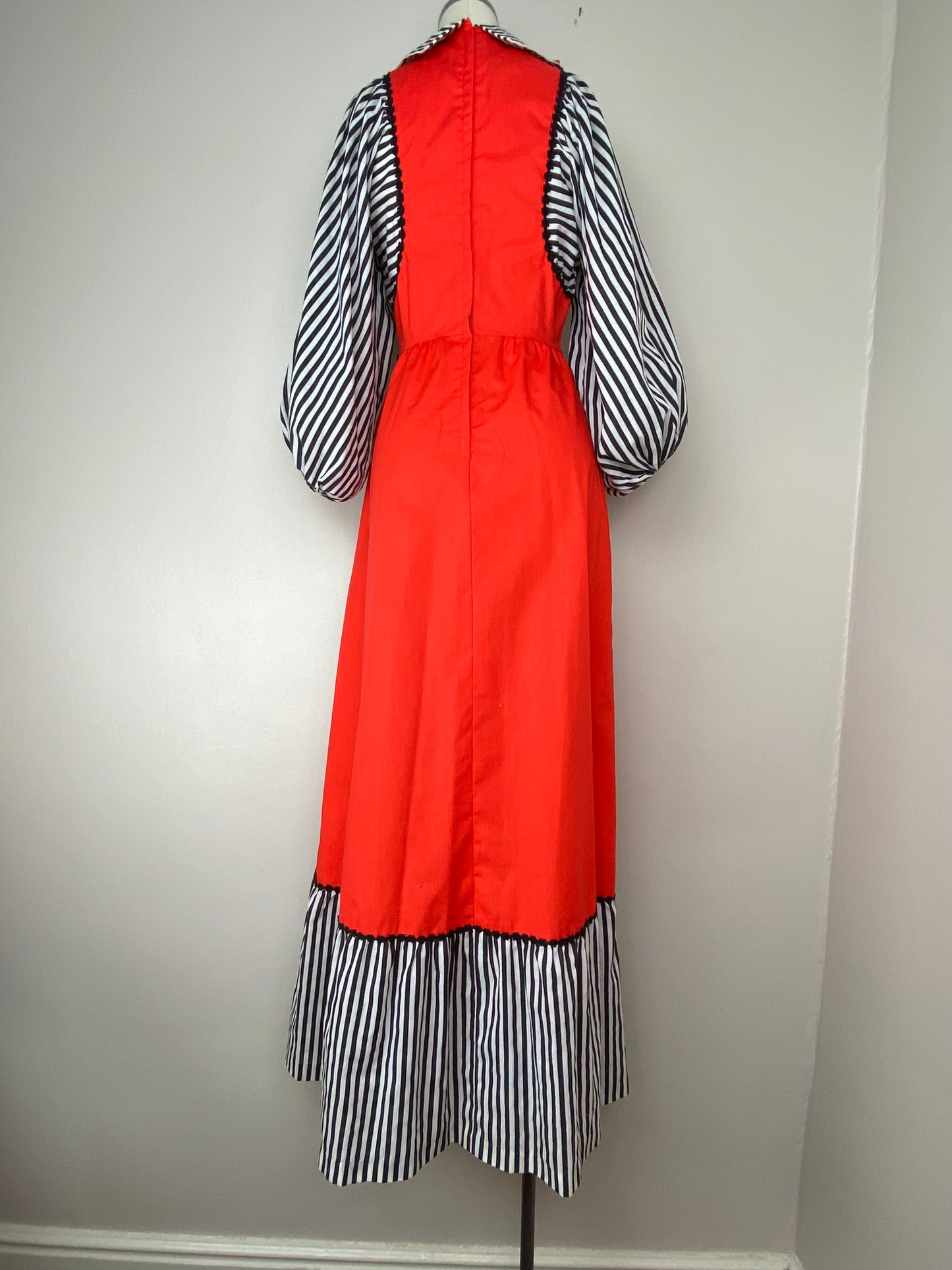 1970s Pinafore Style Cottagecore Dress, Juniors by Jim n Me, Size XS