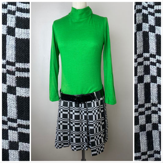 1960s Mod Drop Waist Op Art Dress, Wippette Size XS/S