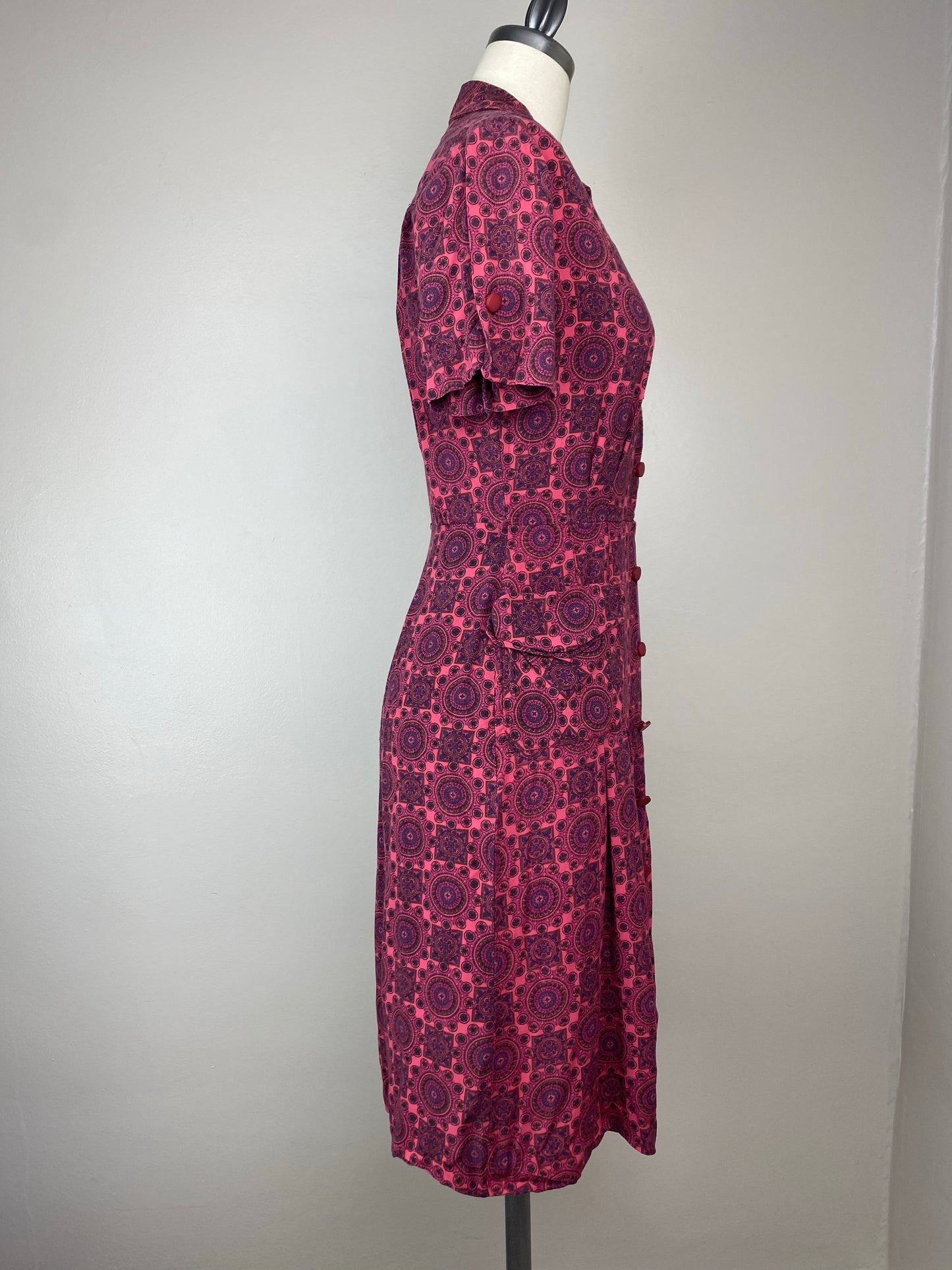 1950s Pink Medallion Print Dress, Activi-Tee Size XS