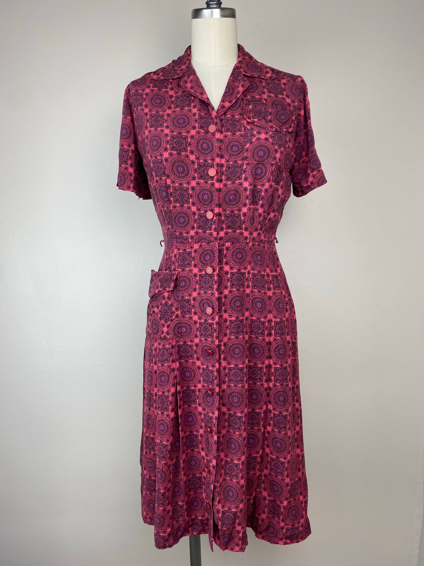 1950s Pink Medallion Print Dress, Activi-Tee Size XS