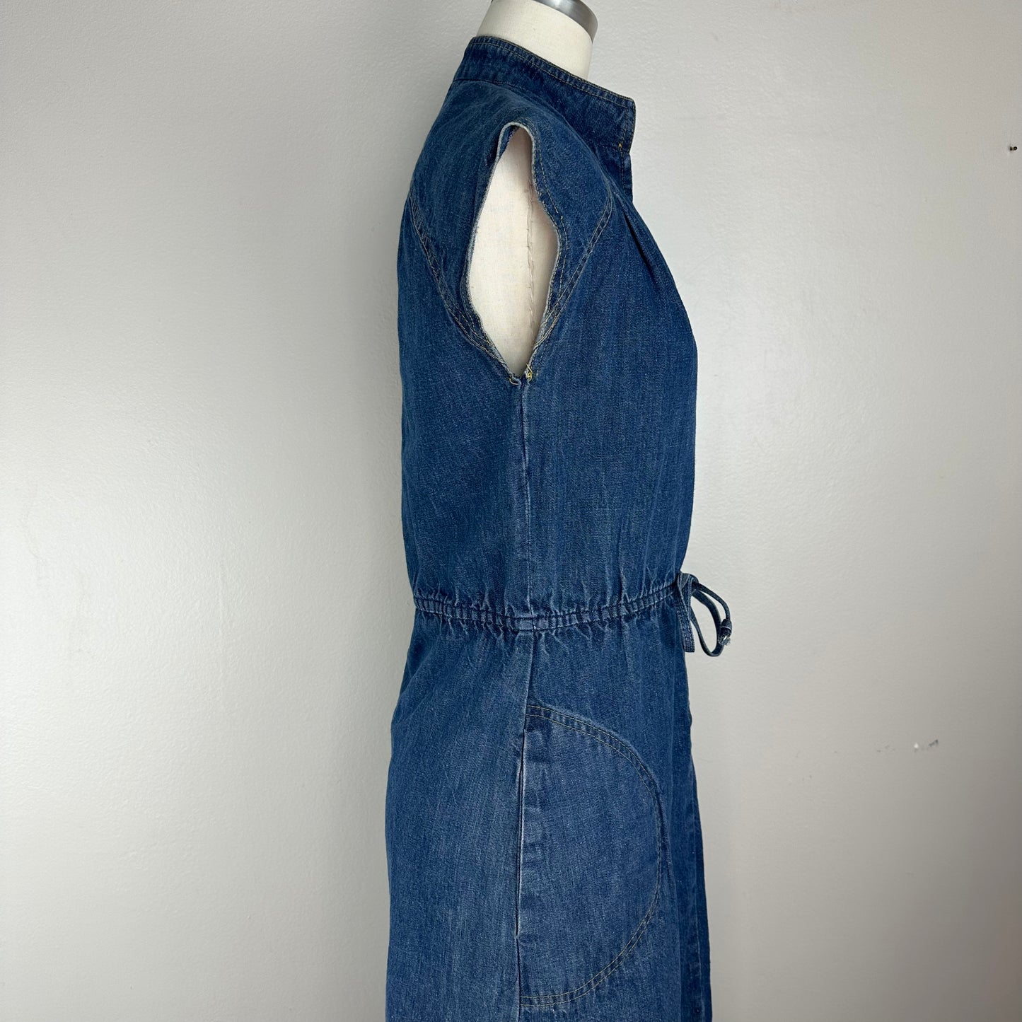 1970s Denim Dress, Sue Brett Size Small, Zip front