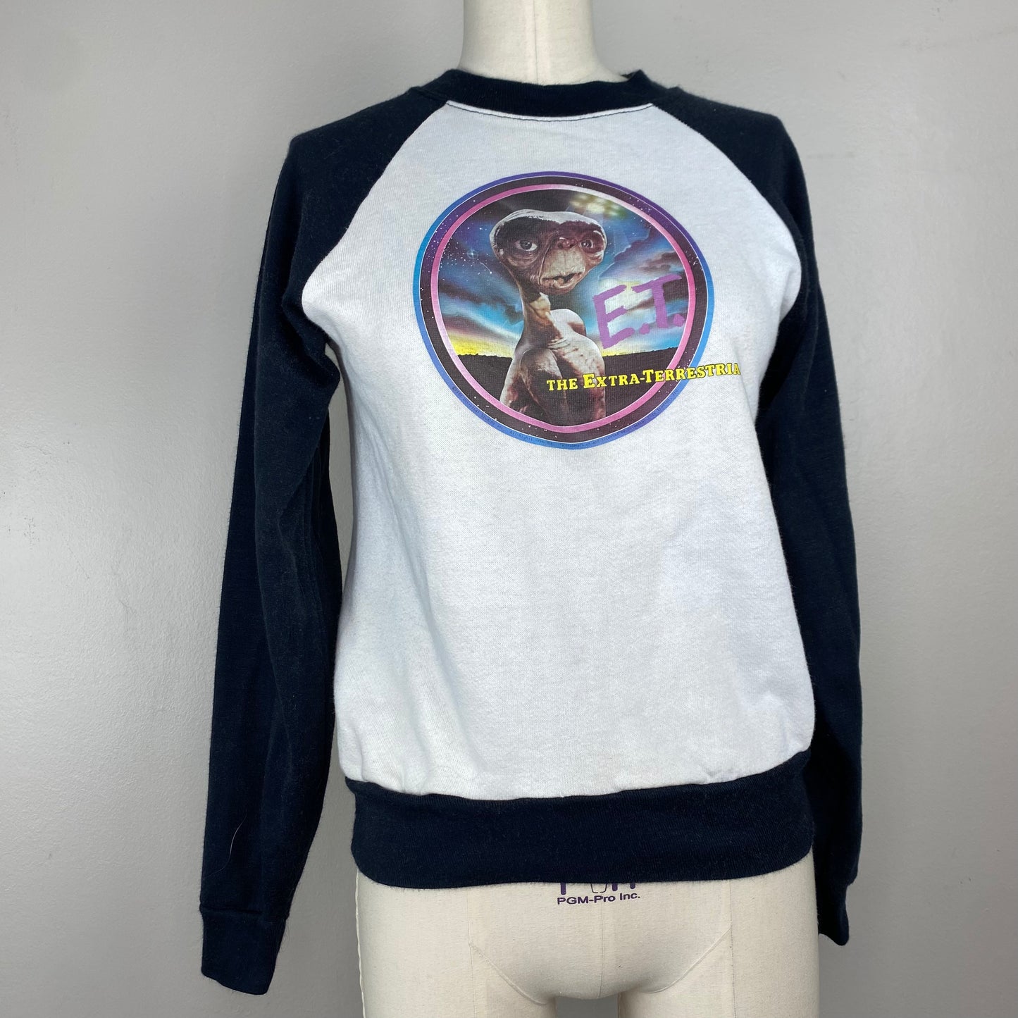 1980s E.T. The Extraterrestrial Sweatshirt, Garan Size Youth Large/Adult Small, Film Promo