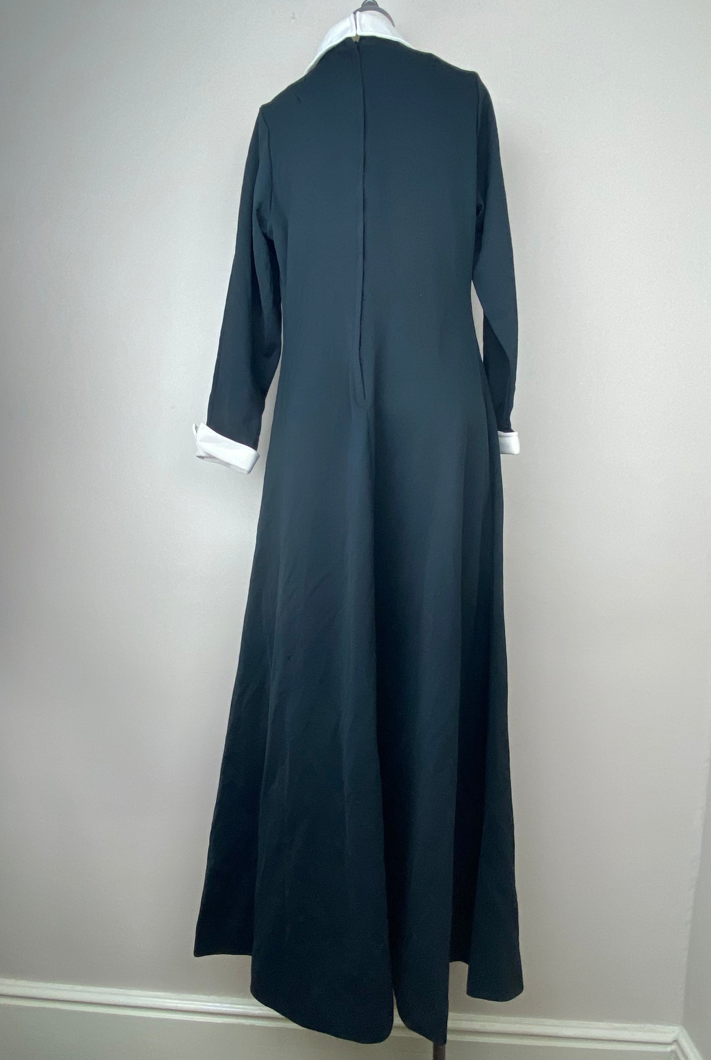 1970s Black Maxi Dress with White Pointed Collar and Cuffs, Sears Fashions Size M-L