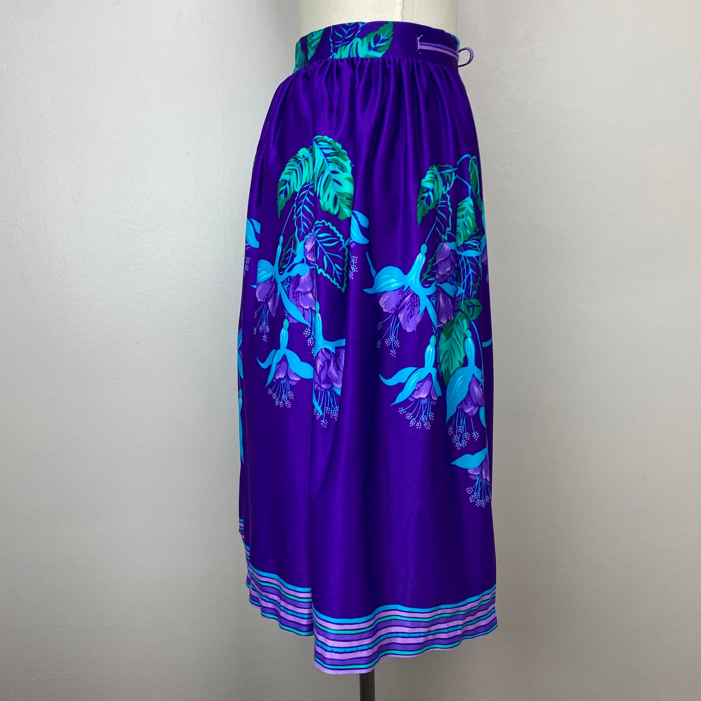 1970s Purple Floral Wrap Midi Skirt, Sirena Size Medium, Swimsuit Cover Up, Border Print