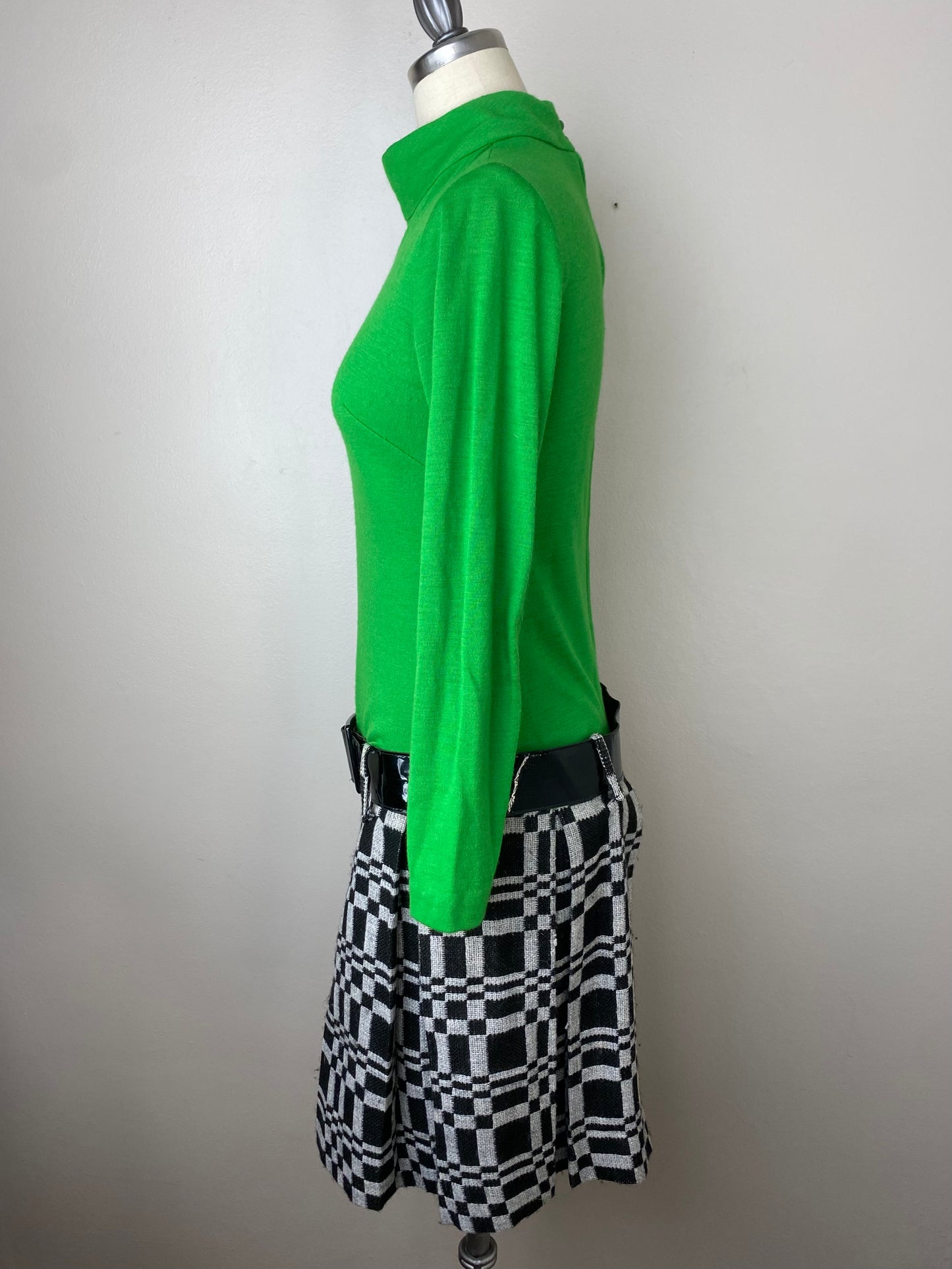 1960s Mod Drop Waist Op Art Dress, Wippette Size XS/S