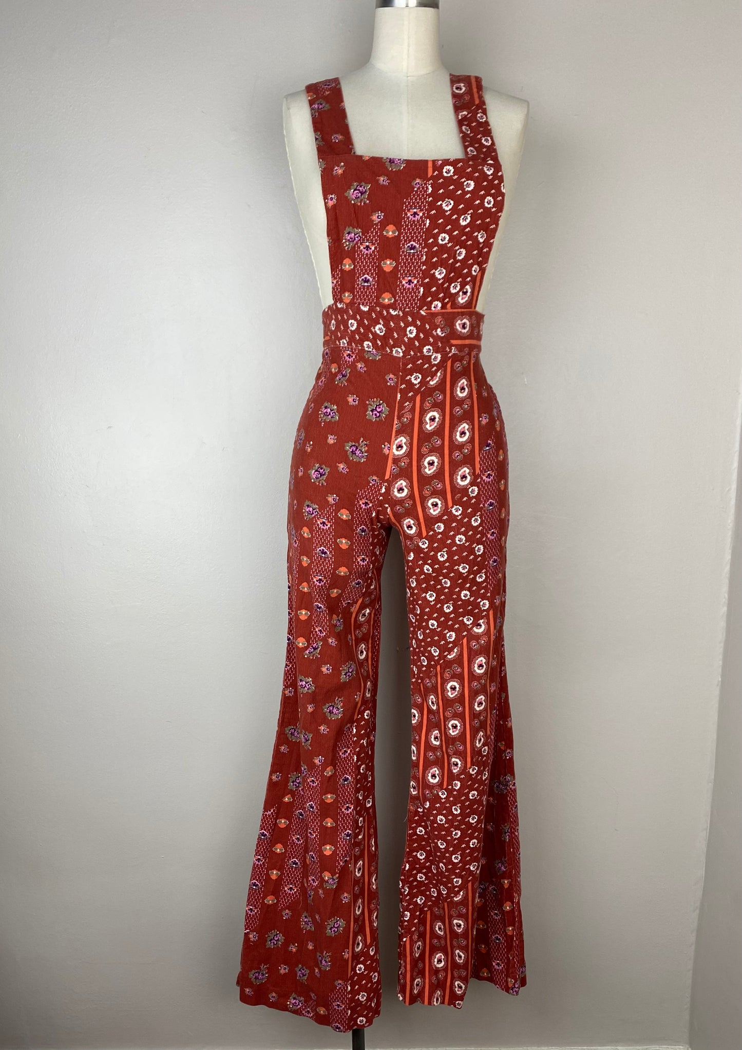 1970s Printed Corduroy Low Back Overalls, Sportset Size XS, High Waisted Bell Bottoms