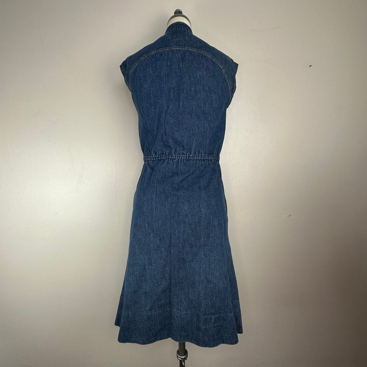 1970s Denim Dress, Sue Brett Size Small, Zip front