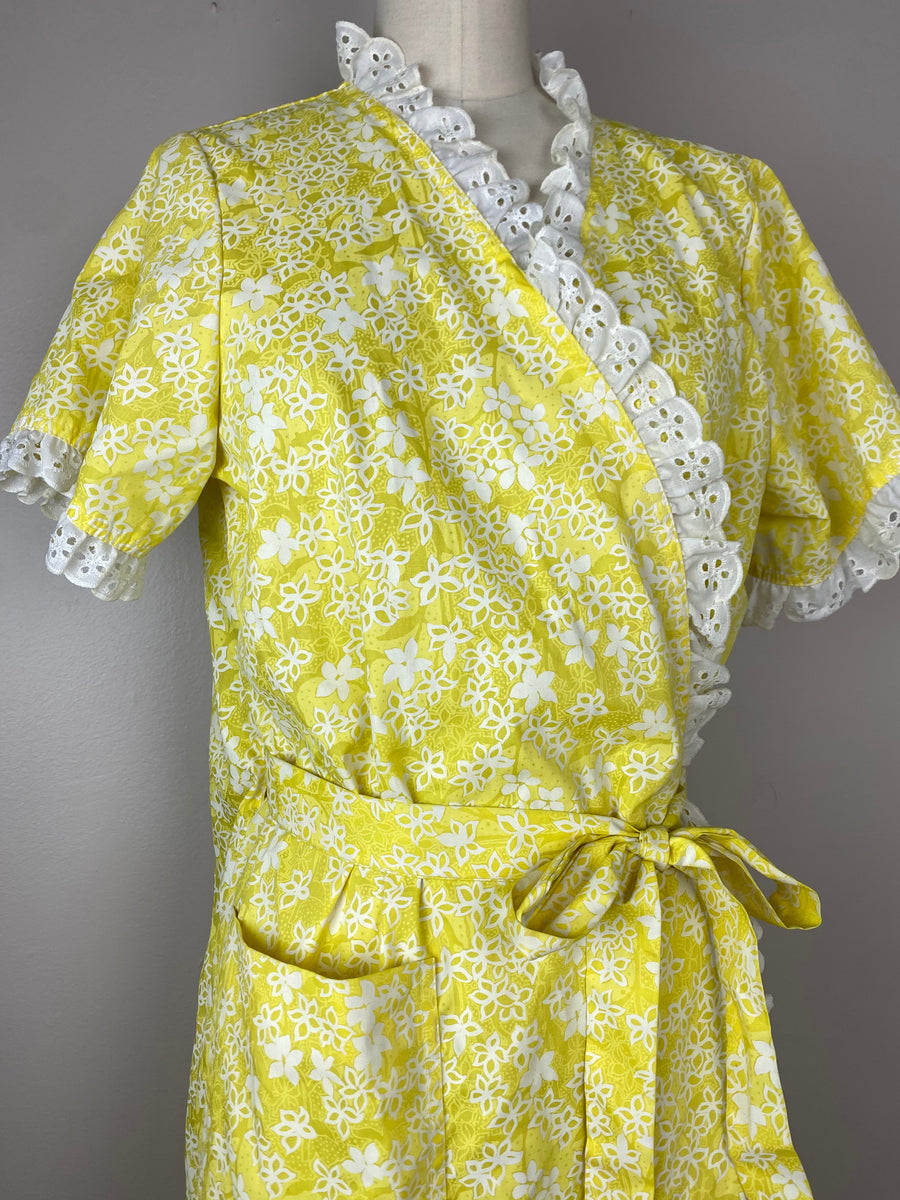 1970s/80s Lilly Pulitzer Robe, The Lilly, Size Medium, Yellow Floral ...