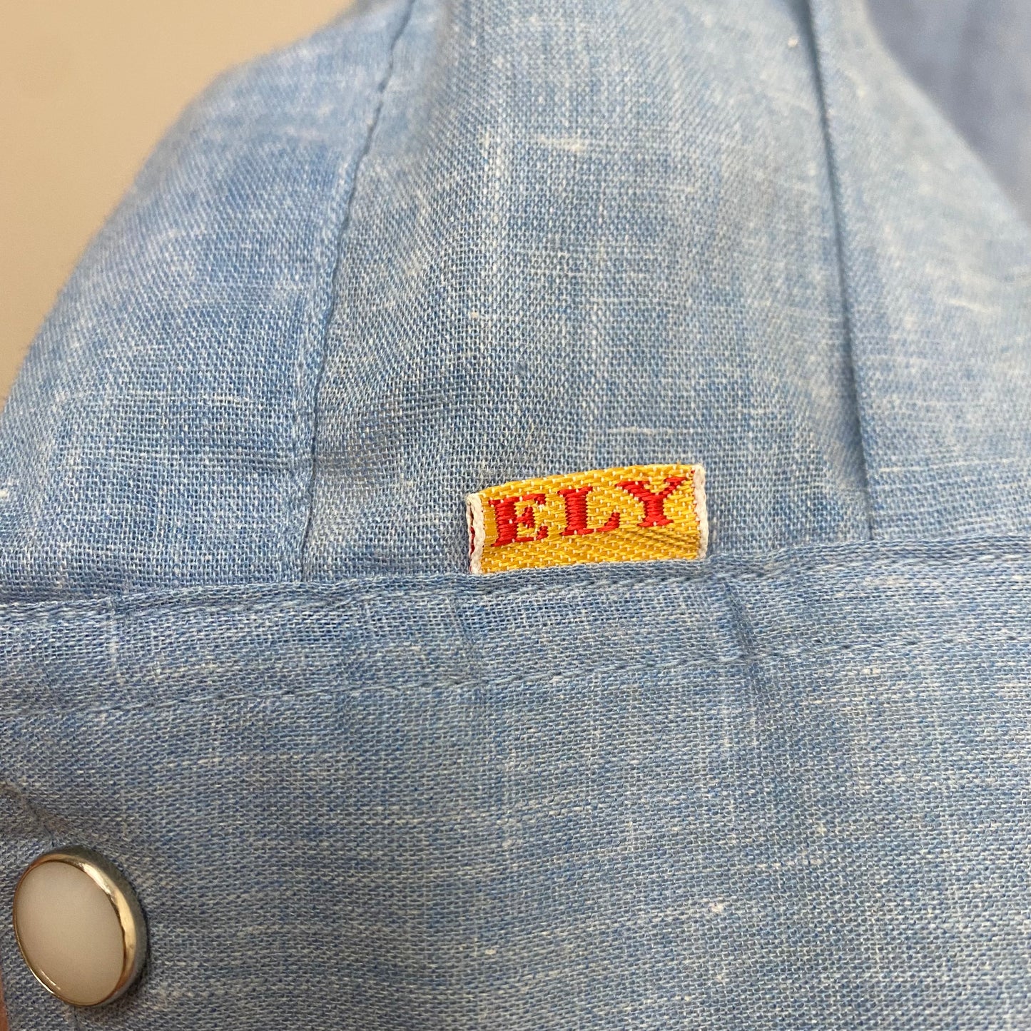 1970s Embroidered Chambray Western Shirt, Memphis State, Ely Size Medium