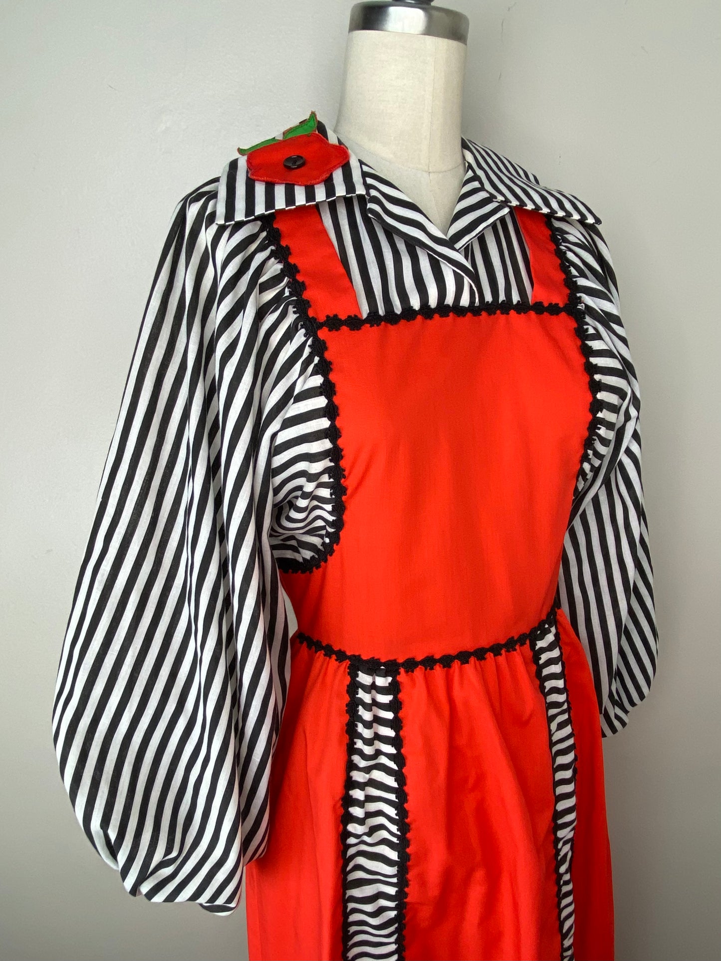 1970s Pinafore Style Cottagecore Dress, Juniors by Jim n Me, Size XS