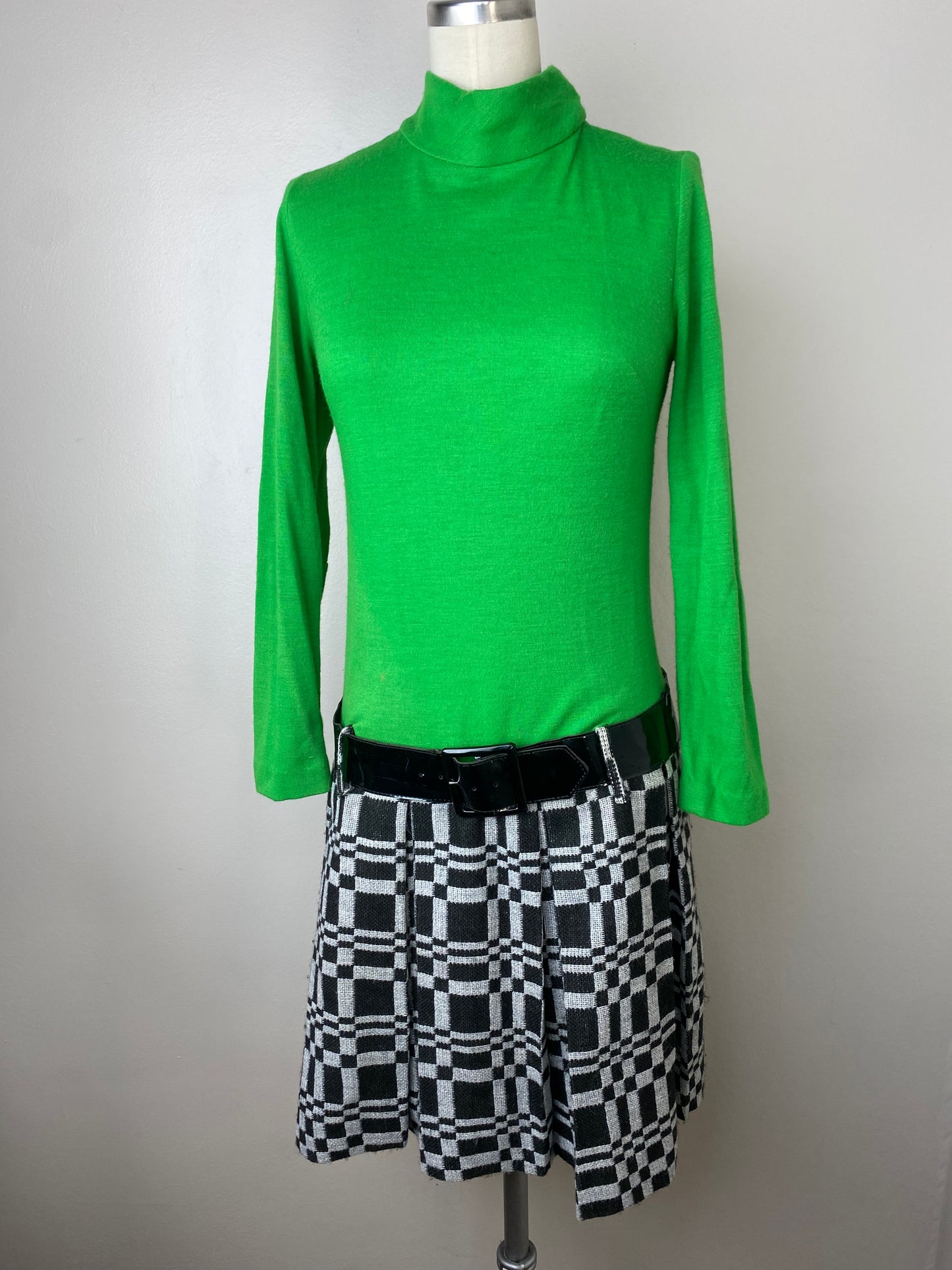 1960s Mod Drop Waist Op Art Dress, Wippette Size XS/S