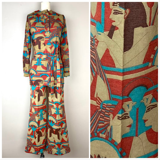 1970s Cleopatra Henley Tunic and Bell Bottom Pants Suit, Cirette Size Small, Ancient Egyptian Novelty Print