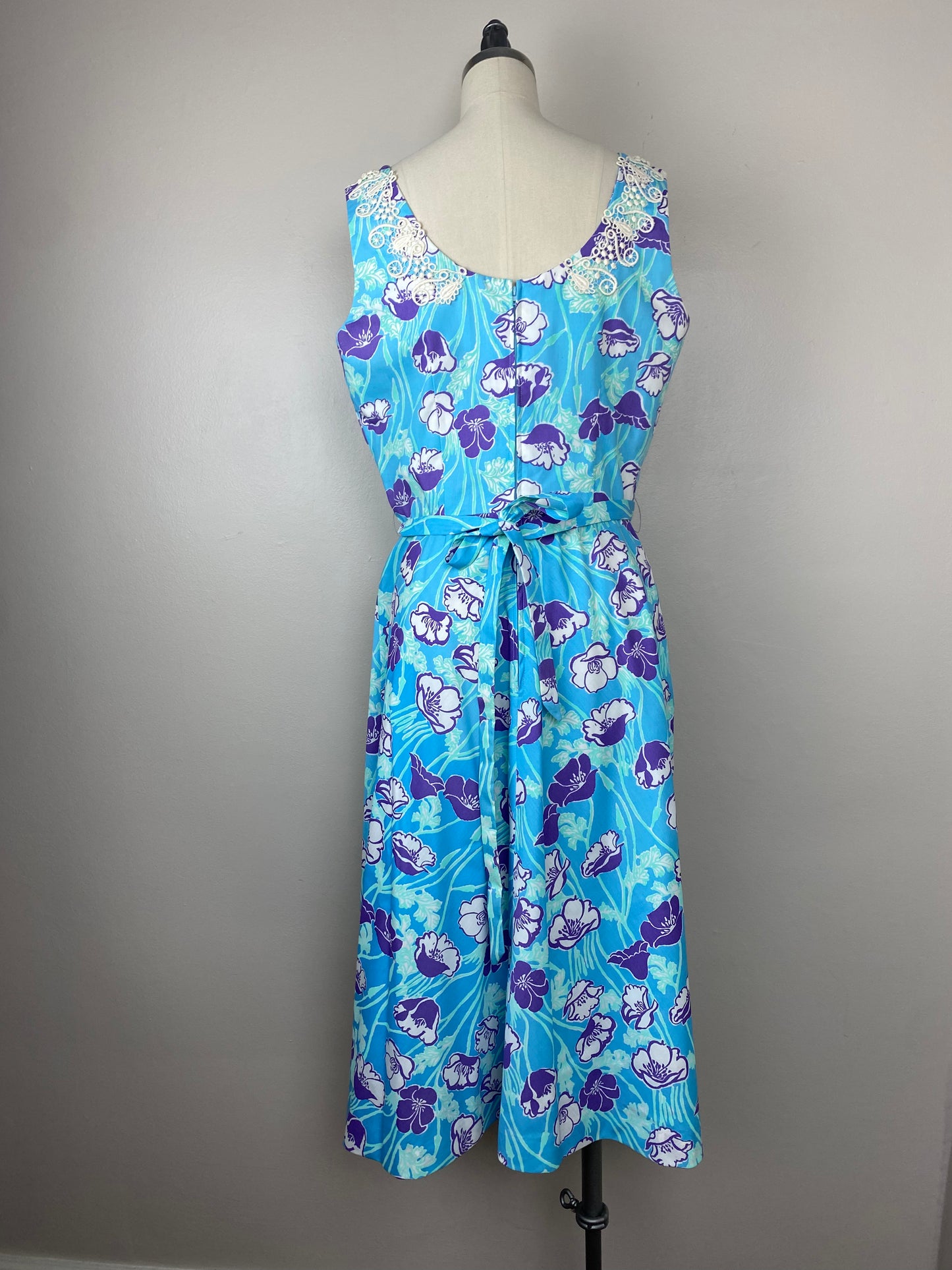 1970s Lilly Pulitzer Midi Dress, The Lilly Size M, Blue Floral Fit and Flare