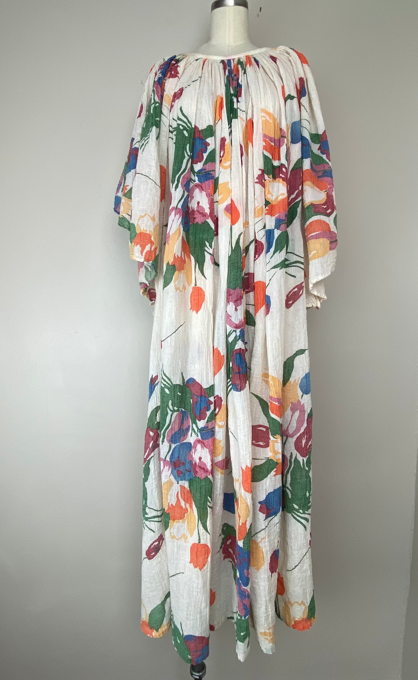1970s Amerikan Climax Angel Sleeves Floral Print Cotton Gauze Maxi Dre ...
