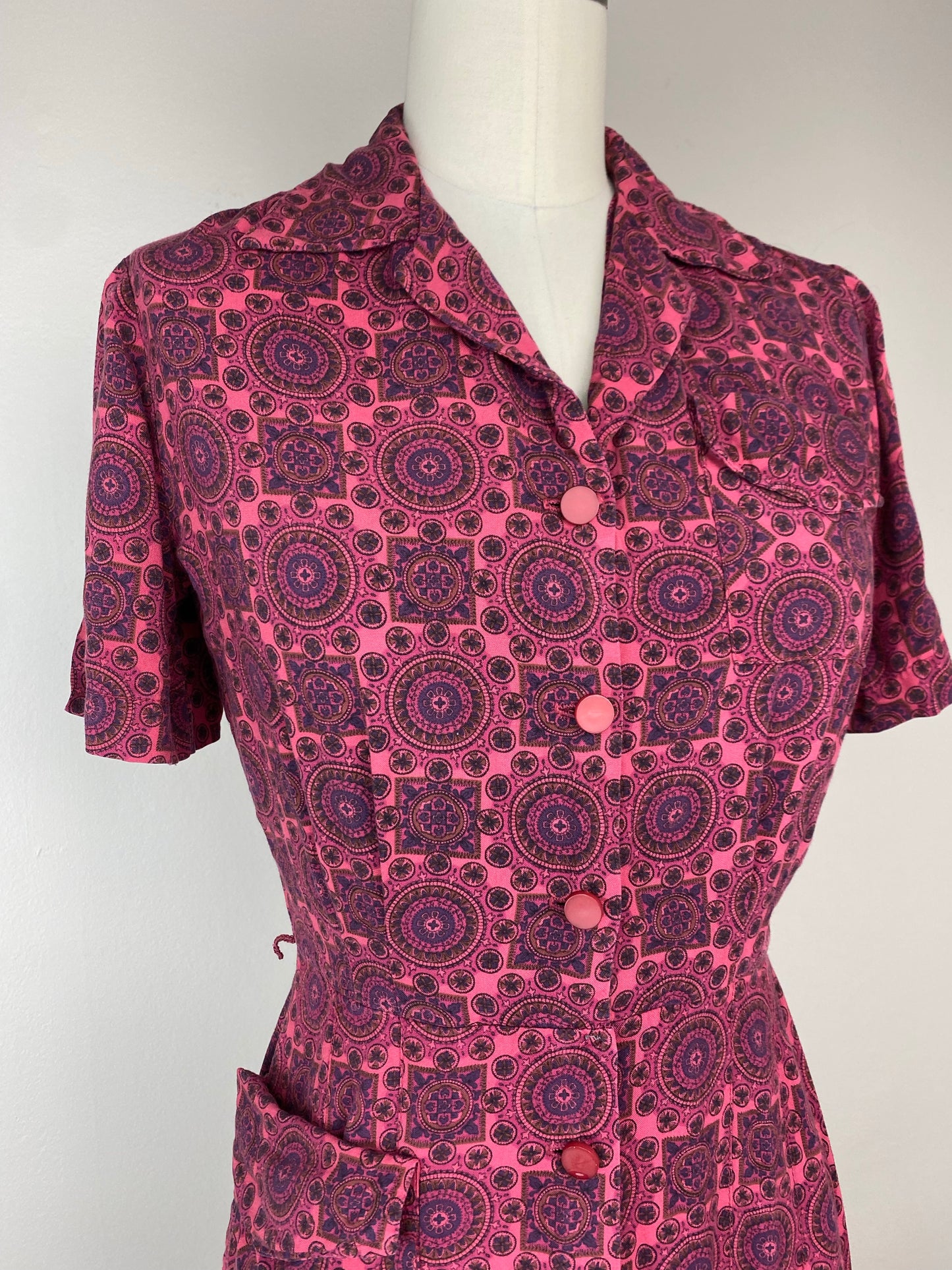 1950s Pink Medallion Print Dress, Activi-Tee Size XS