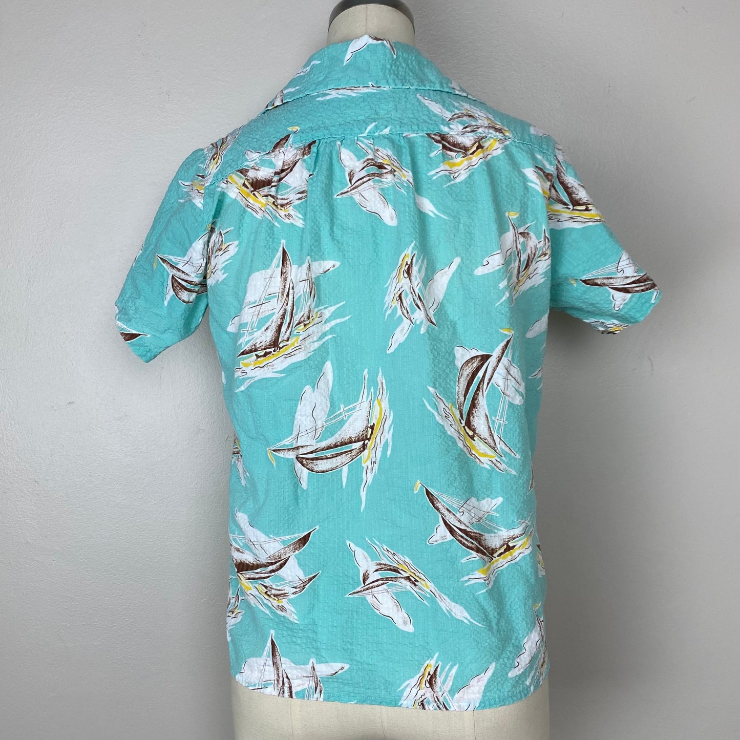 1940s/50s Seersucker Shirt, Size XS/S, Sailboat Print