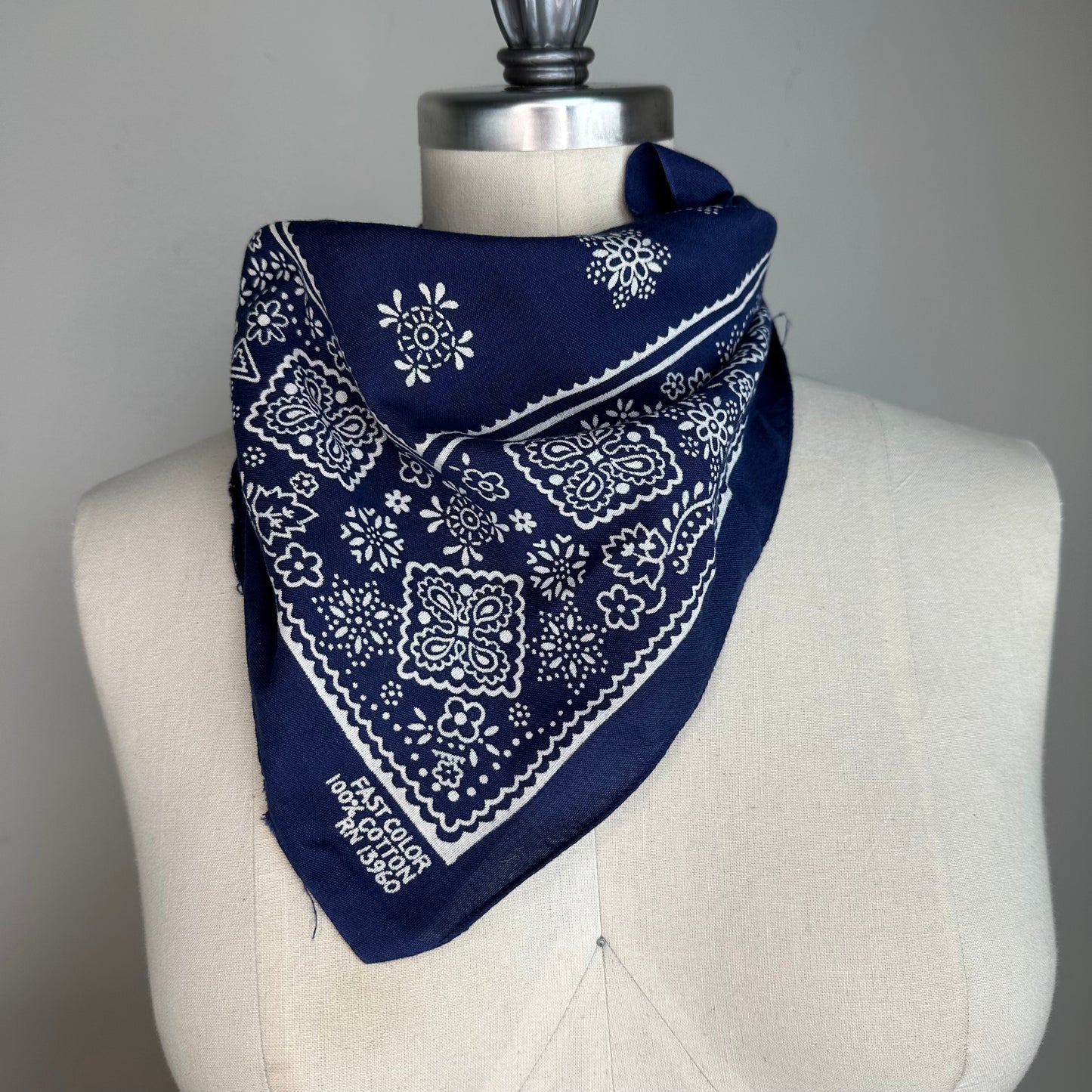 1950s/60s Indigo Blue Bandana, RN 13960, Floral Medallion, Selvage Edge