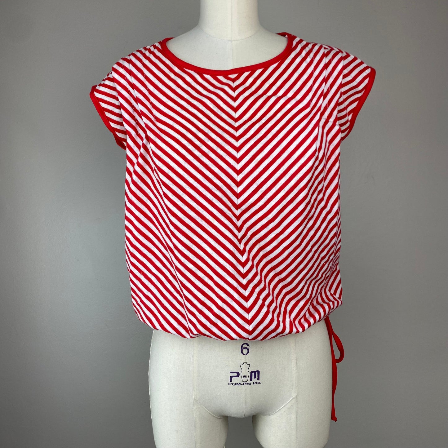 1970s Catalina Sleeveless T-Shirt, Size S/M, Red and White Stripes