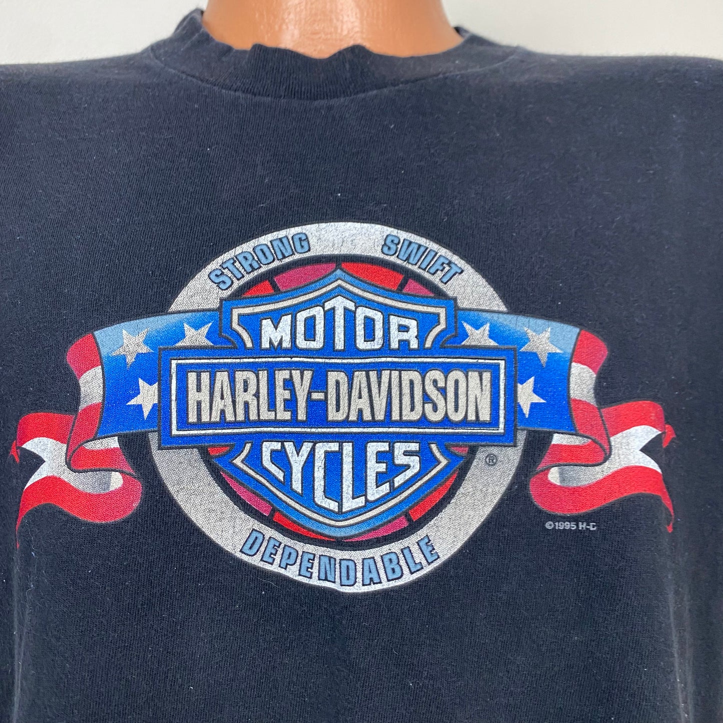 1990s Harley Davidson Motorcycles T-Shirt, Size Large, C & S H-D Nashville, TN, Holoubek 1995