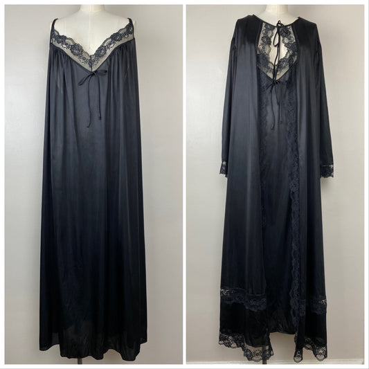 1970s/80s Black Nylon Peignoir Set, Ilise Stevens Size 3X