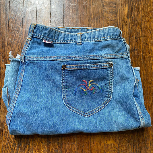 1970s/80s Plus Size Blue Jean Cut Offs, 39"x3.5", Rainbow Stitch Pockets