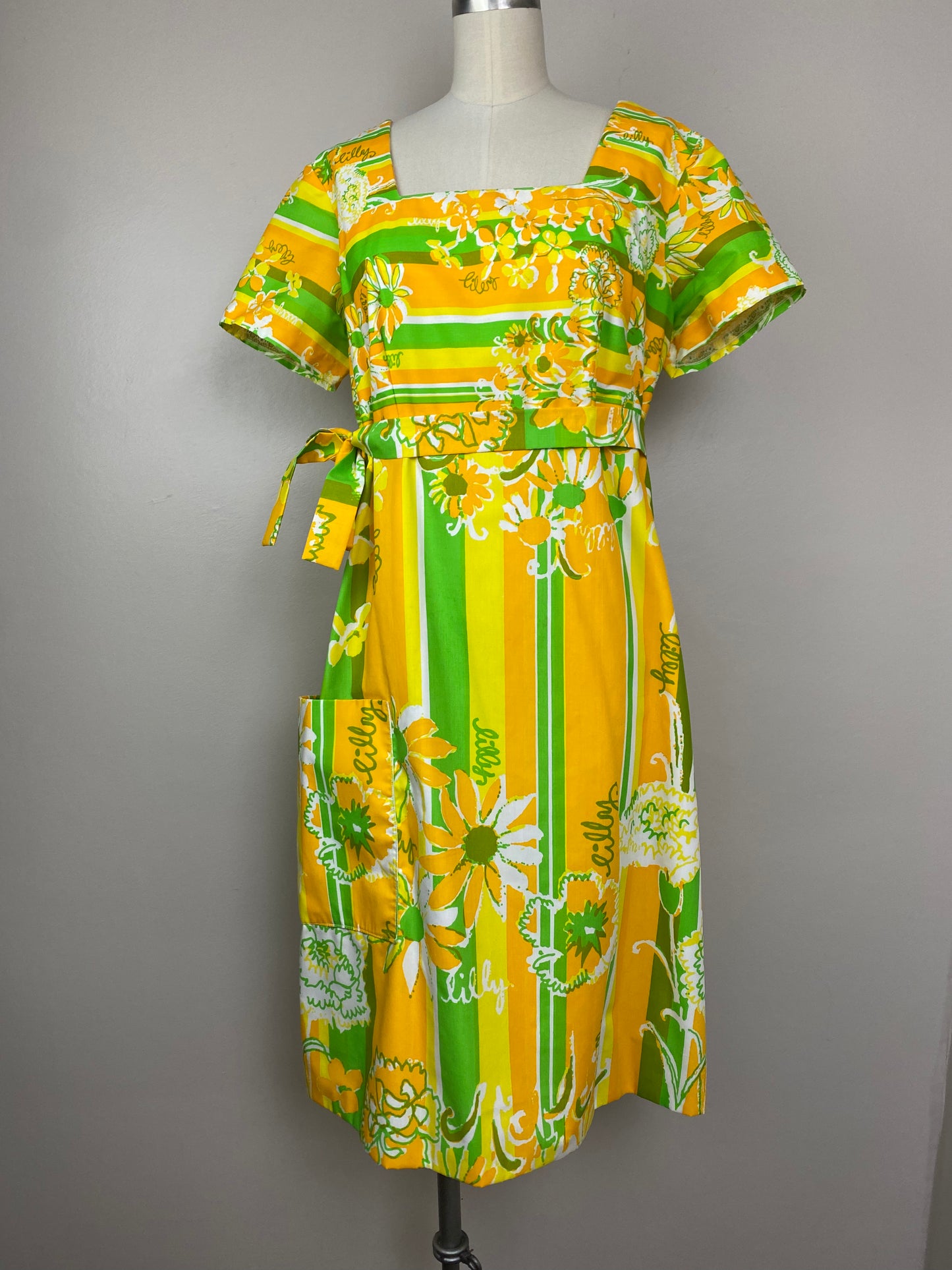 1960s Lilly Pulitzer Dress, The Lilly, Size Medium