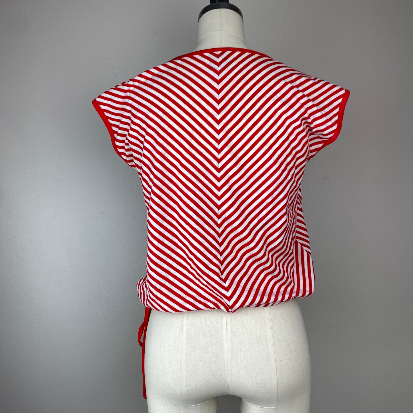 1970s Catalina Sleeveless T-Shirt, Size S/M, Red and White Stripes