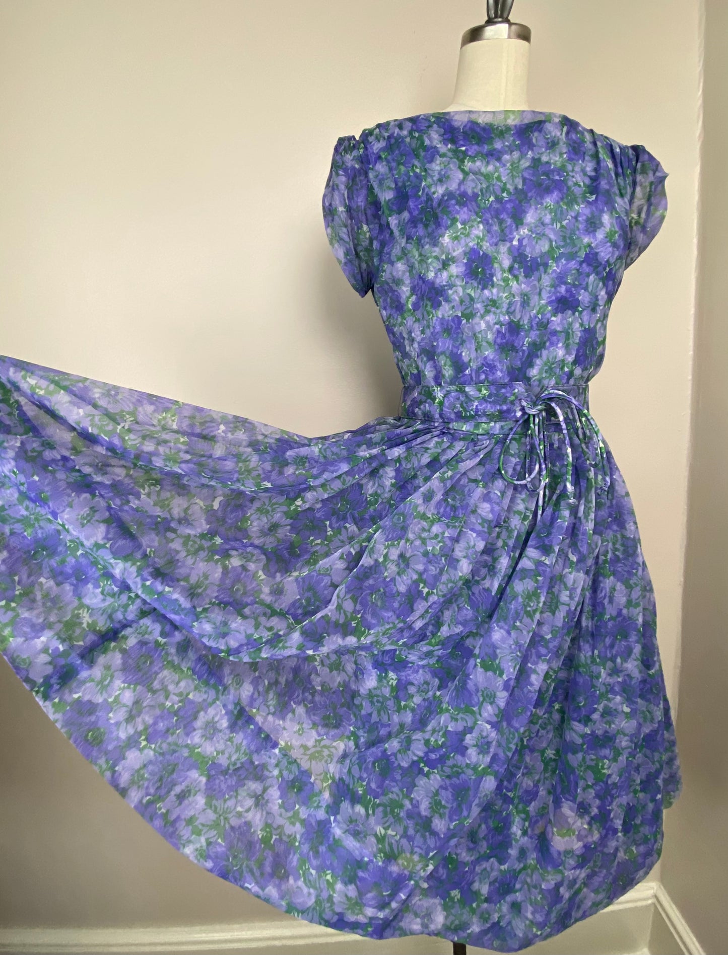 1950s Purple Floral Chiffon Party Dress, Size Medium,